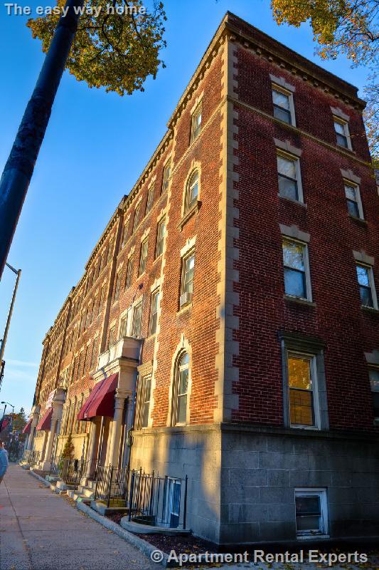 1616 Massachusetts Ave, Harvard Square