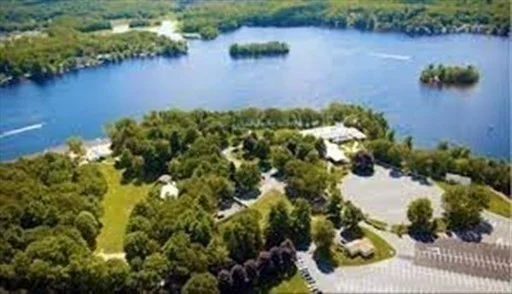 670 Eastside Rd, Wrentham