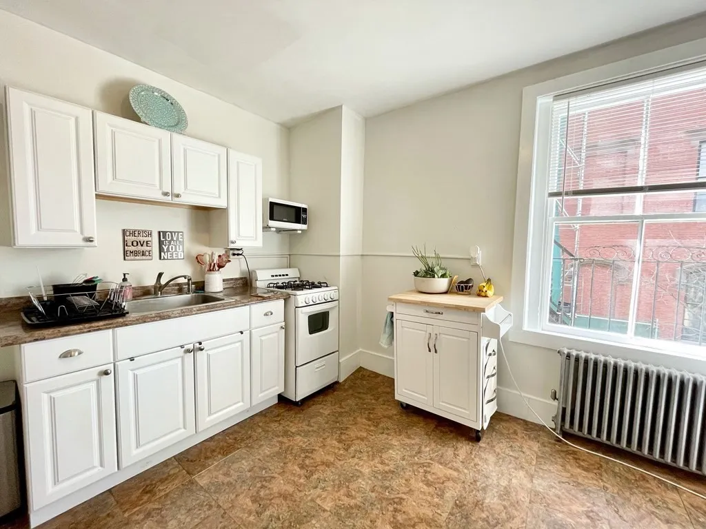 24 Anderson St, Back Bay