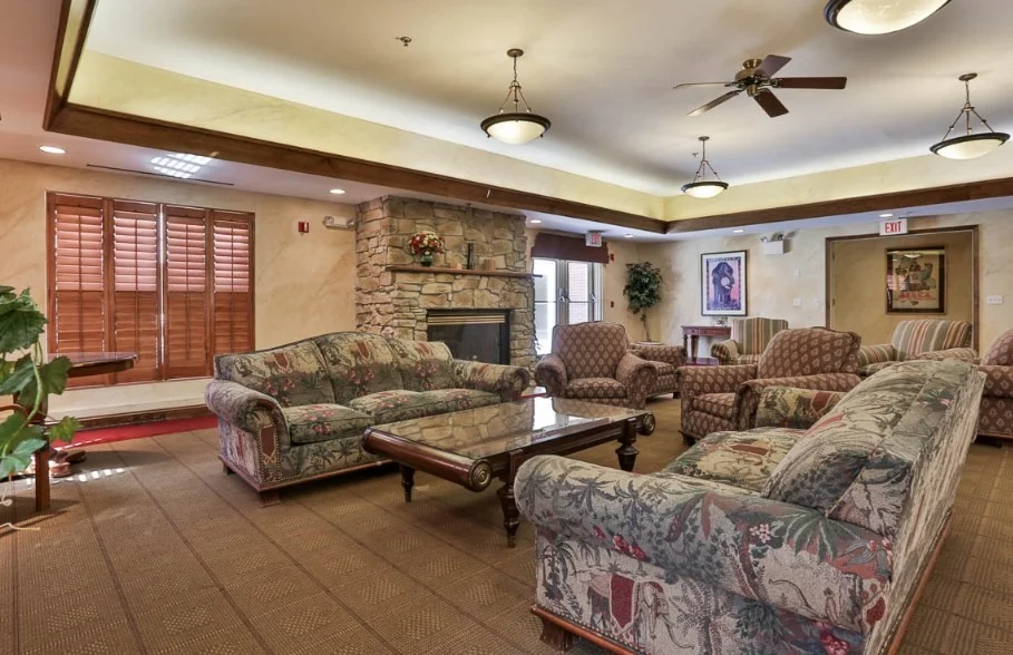 7 Conant Rd, Winchester