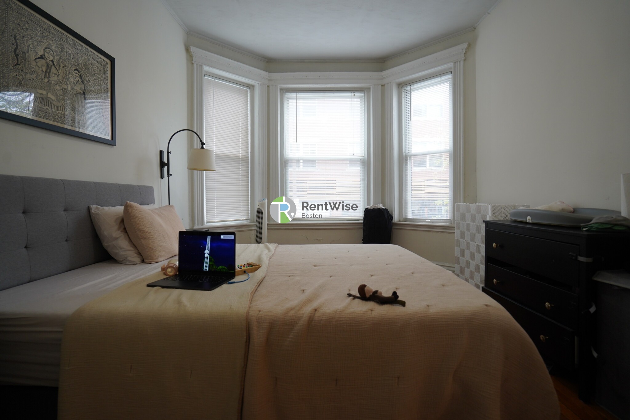 1302 Commonwealth Ave, Allston