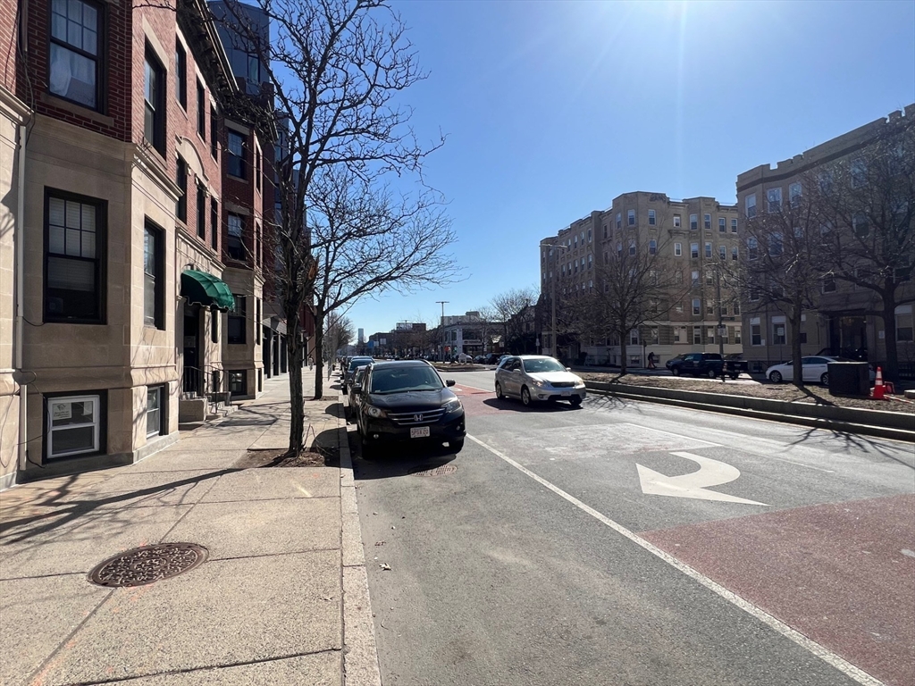 59 Brighton Ave, Allston