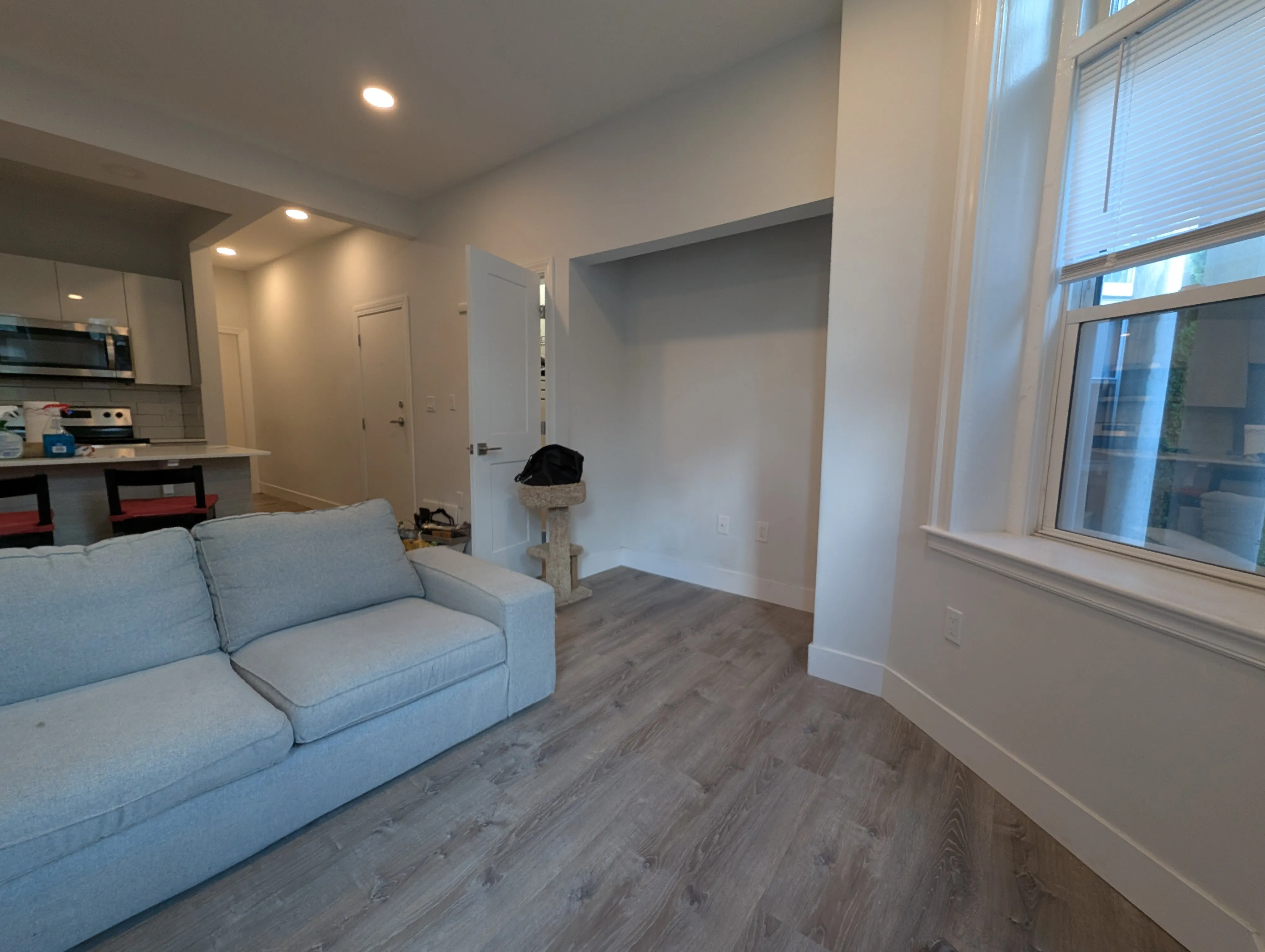 51 Queensberry St, Fenway