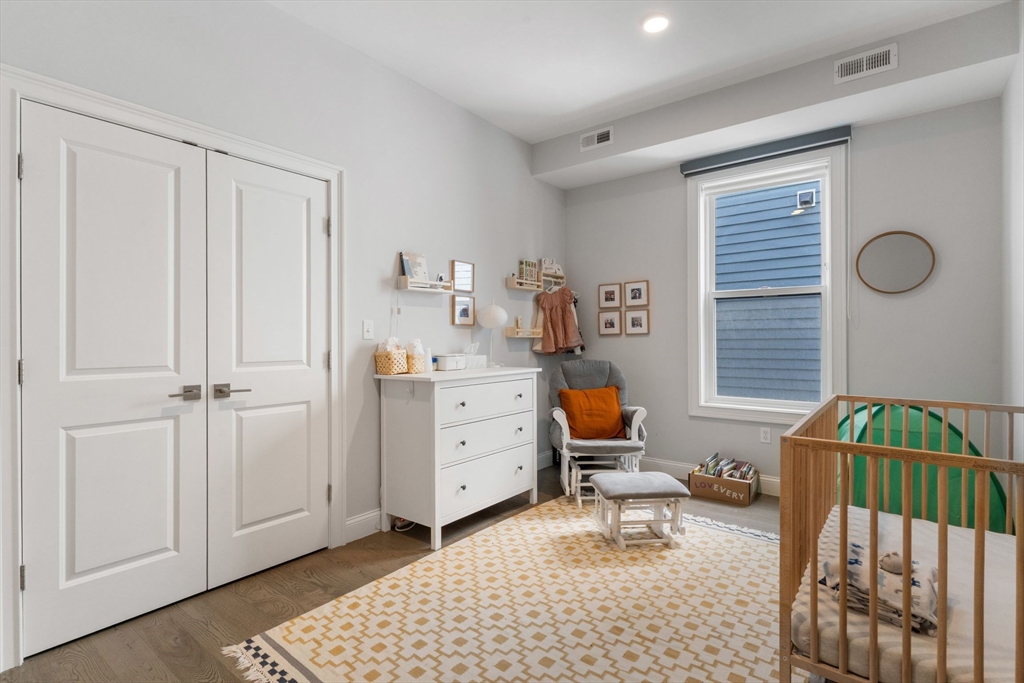 40 Medford St, Somerville