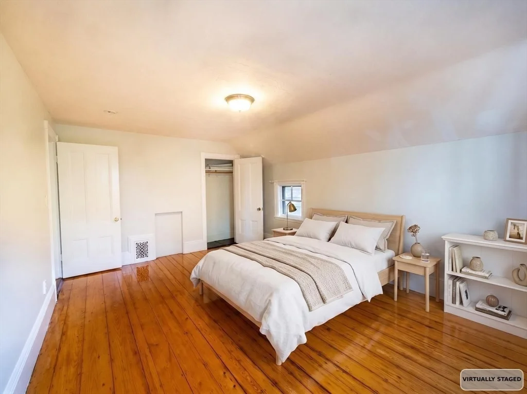 12 Adella Pl, Allston