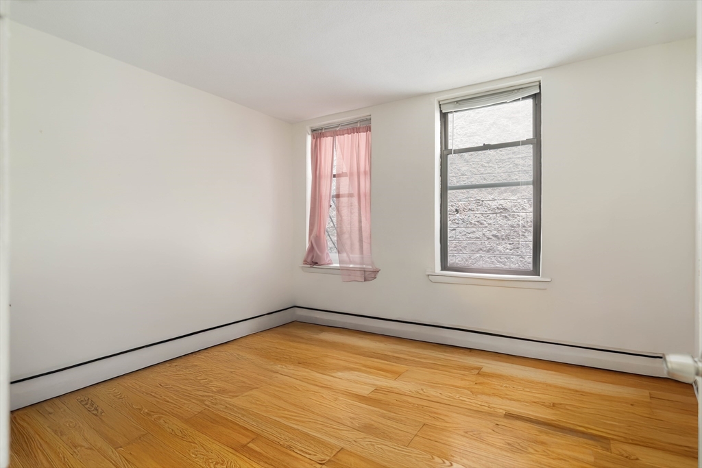 5 N Margin St, North End