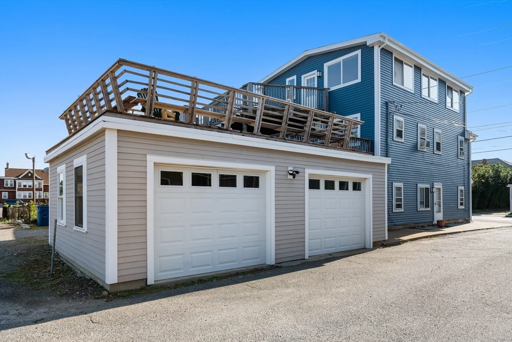 585 Shirley St, Winthrop
