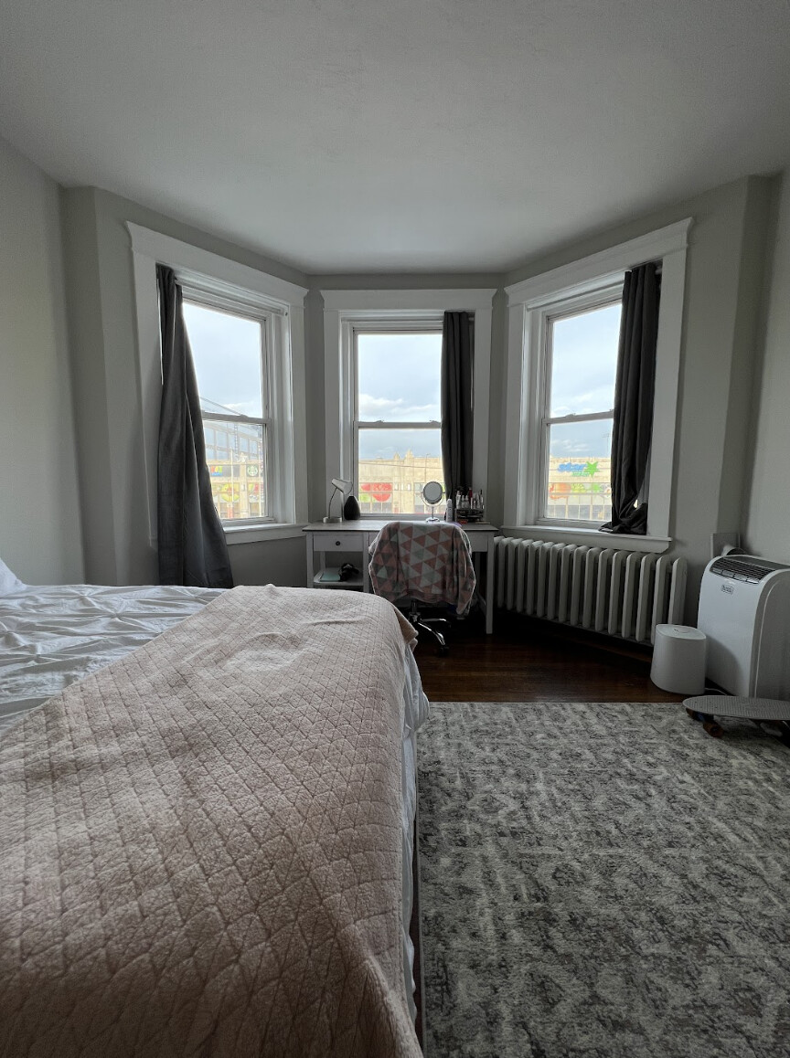 1082 Commonwealth Ave, Brighton