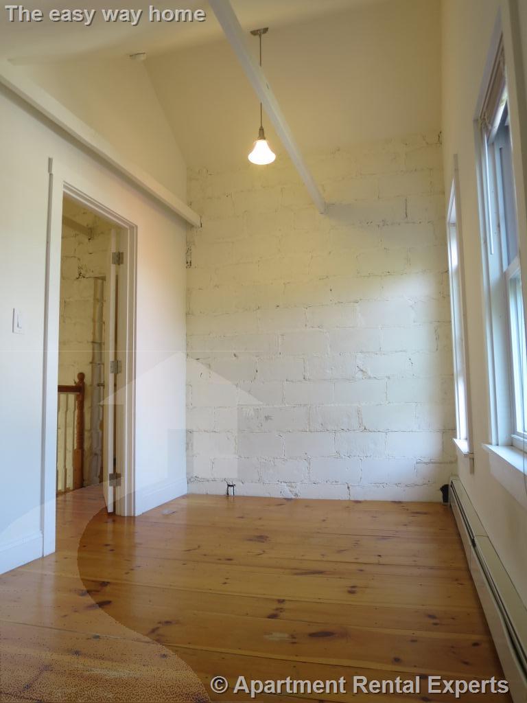 23 Lowell St, Porter Square