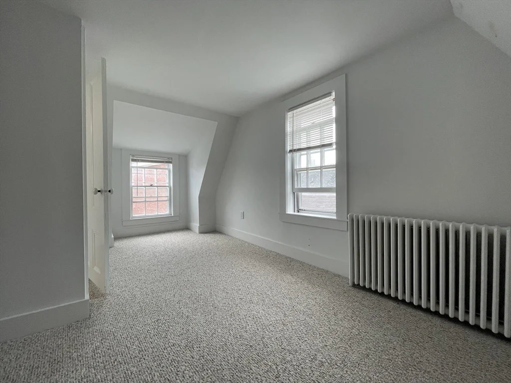 164 Washington St, Marblehead