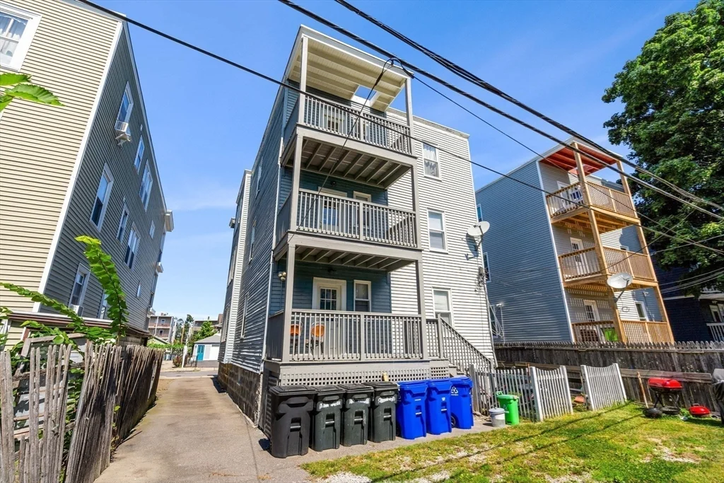 63 Whitten St, Dorchester