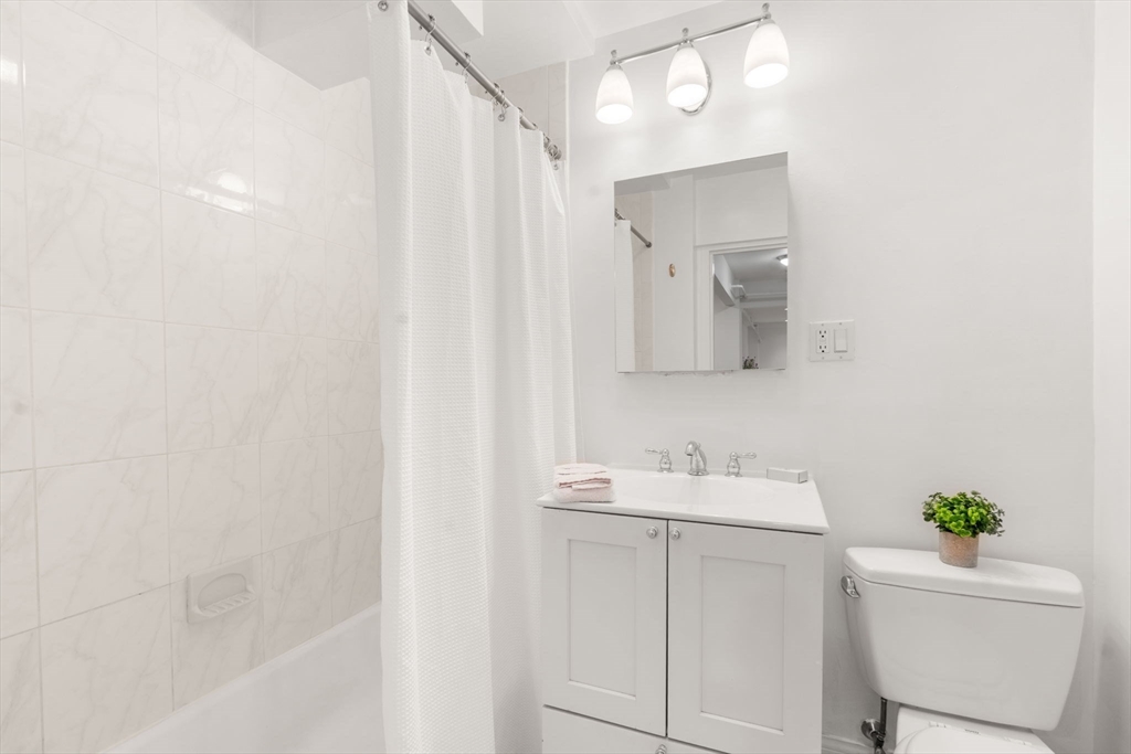 1600 Beacon St, Corey Hill