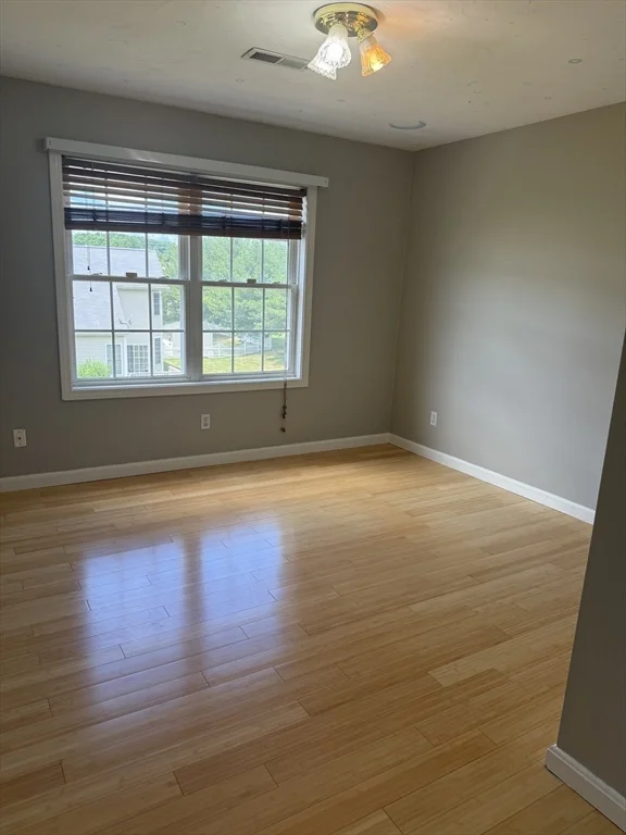74 Odonnell Ave, Shrewsbury