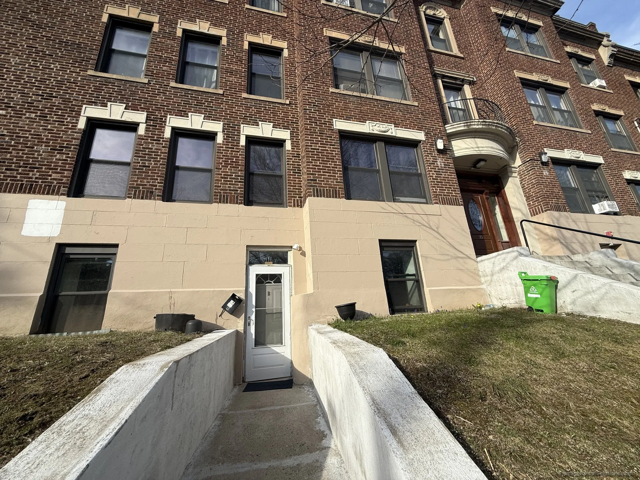 17 Cummings Rd, Brighton