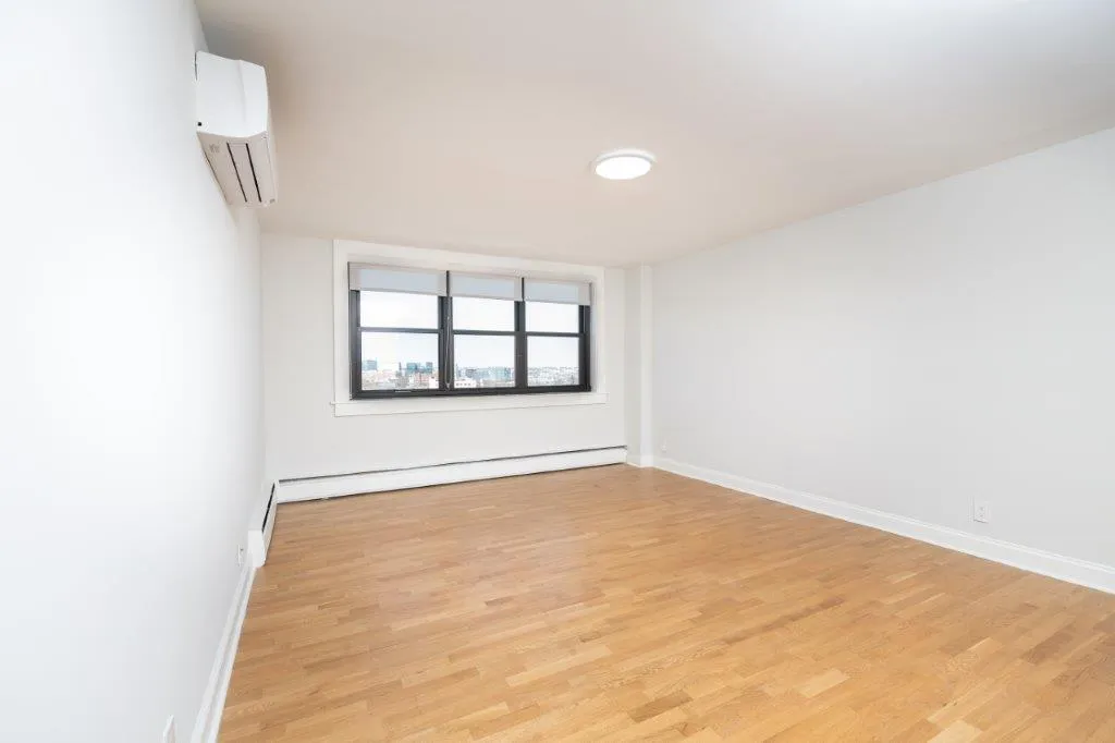 1410 Columbia Rd, South Boston