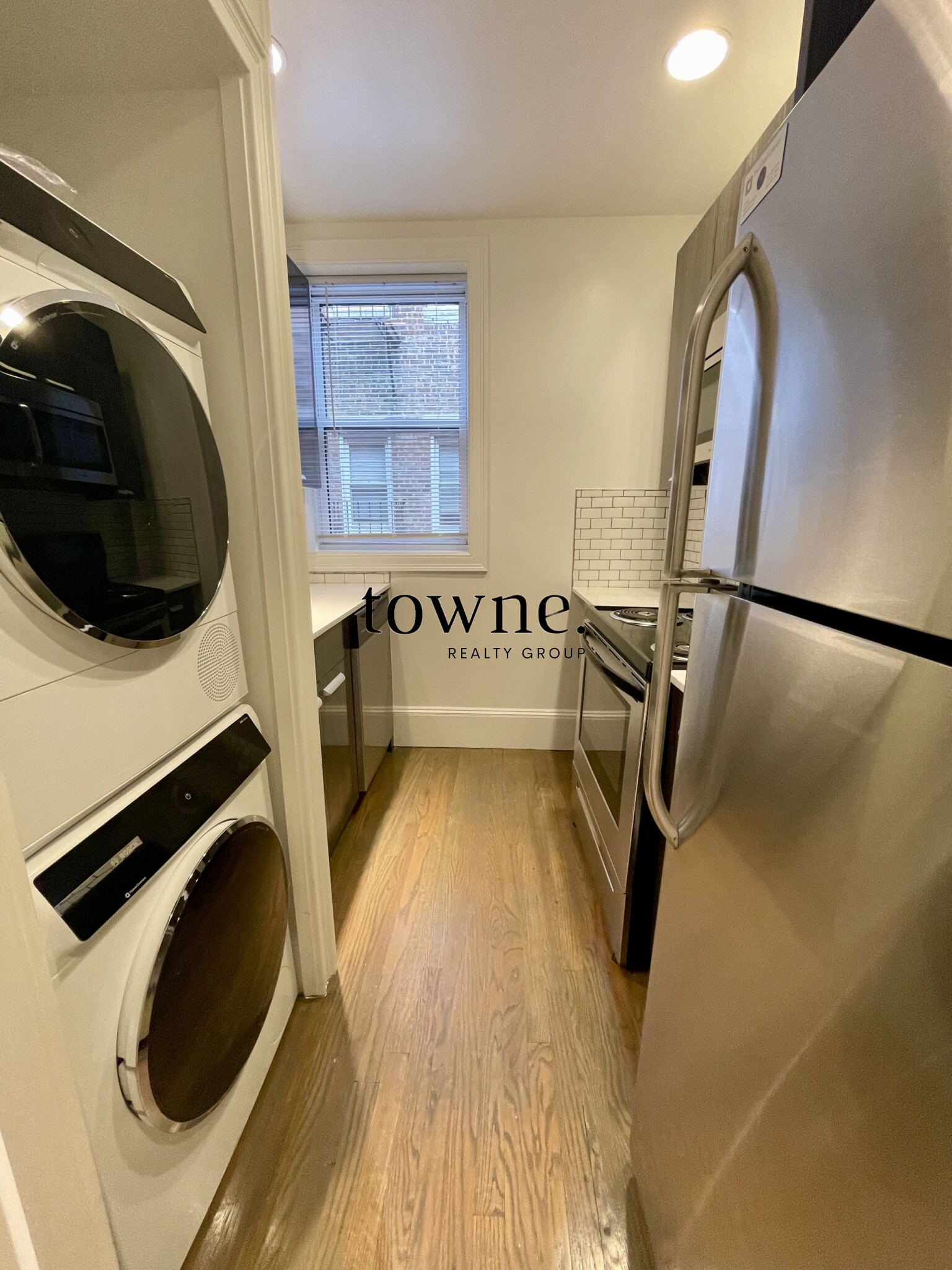 109 Queensberry St, Fenway