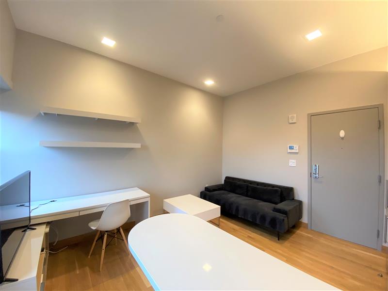 115 Mount Auburn St, Harvard Square