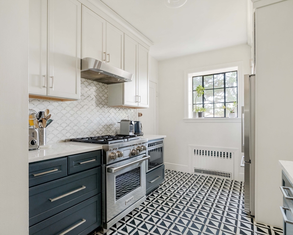 108 Sewall Ave, Coolidge Corner