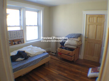 244 Kelton St, Allston