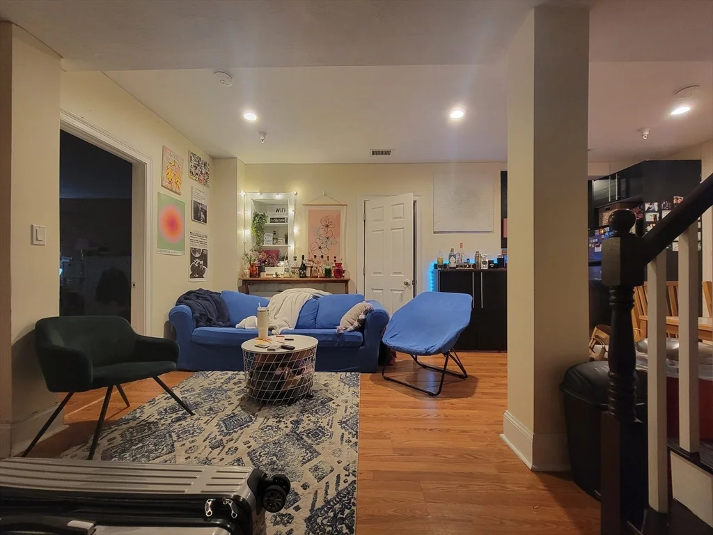 1203 Beacon St, Coolidge Corner