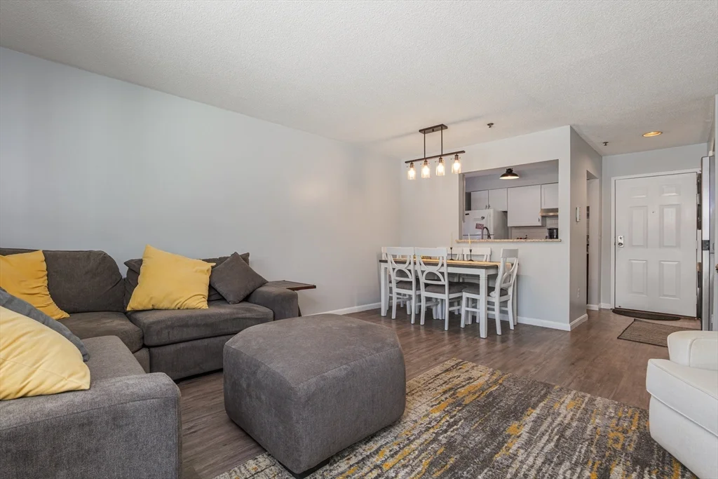 109 Hunters Run Pl, Haverhill