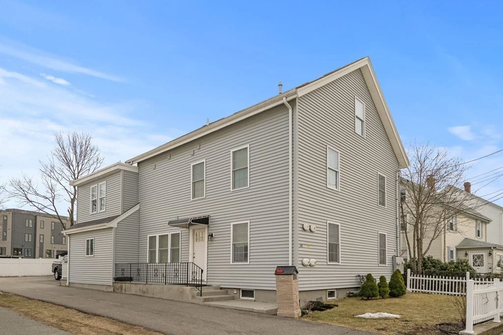 64 Waltham St, Watertown