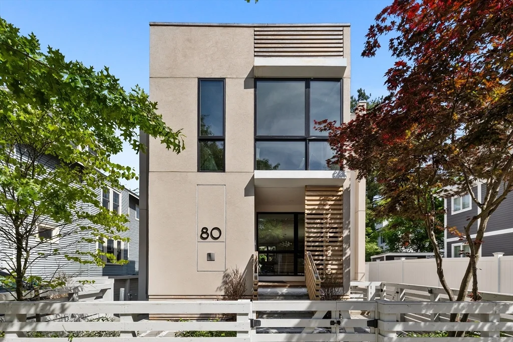 80 Alpine St, West Cambridge