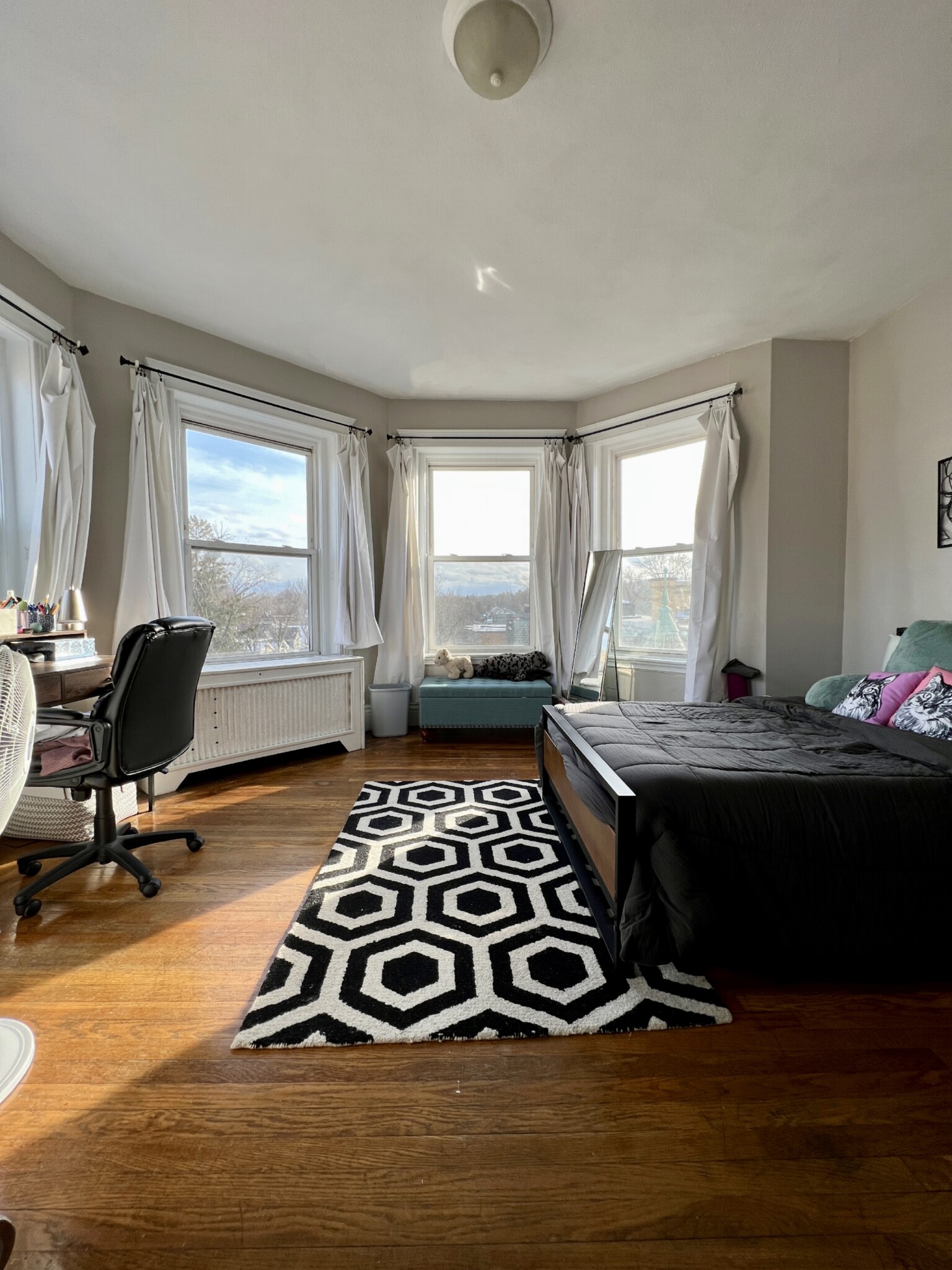 1082 Commonwealth Ave, Brighton