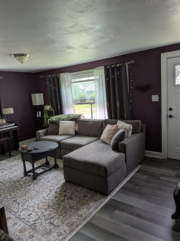 17 Daley St, Leominster