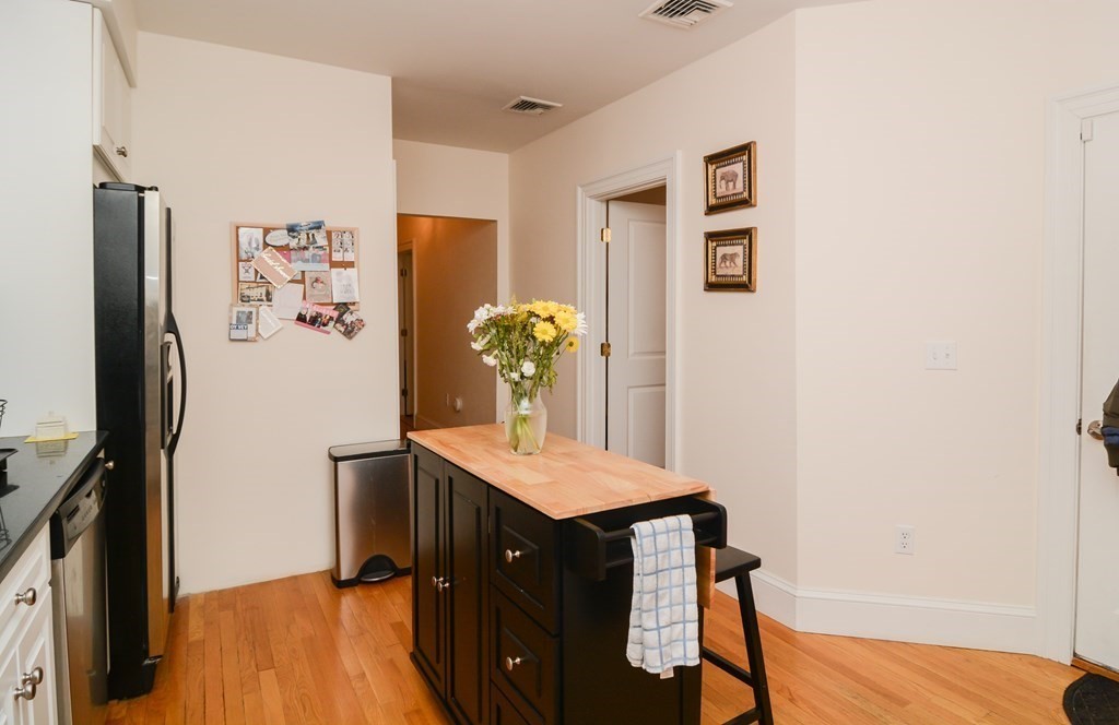 17 Athens St, Cambridge