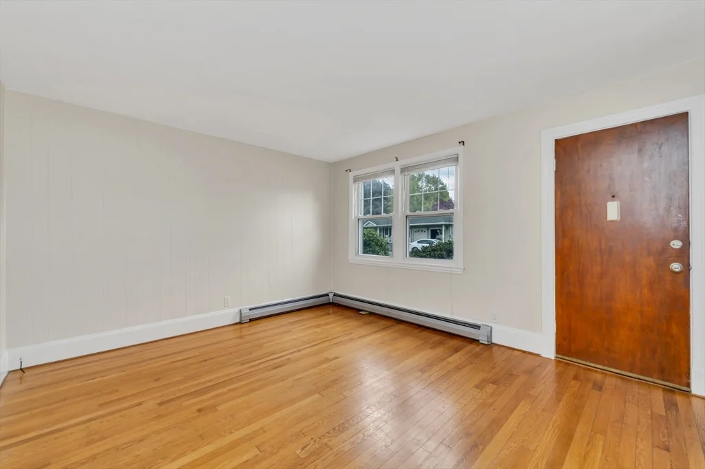 8 Greystone Ave, Bradford