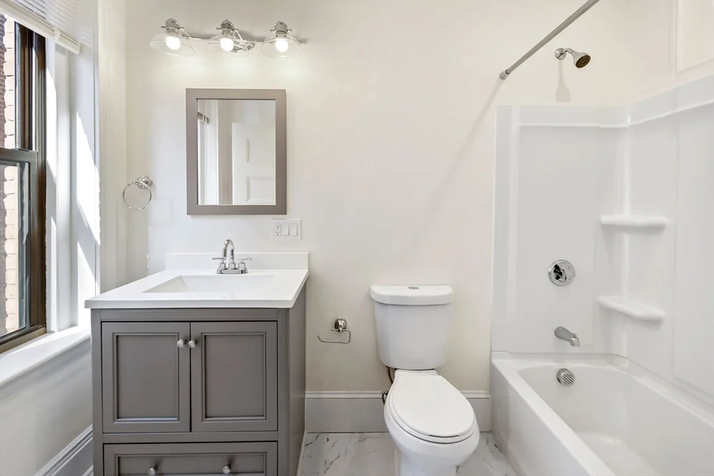 866 Huntington Ave, Mission Hill