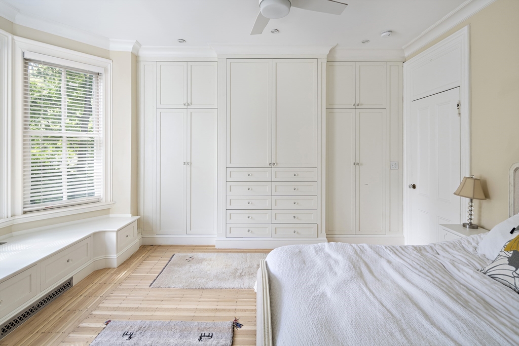 247 Kent St, Brookline