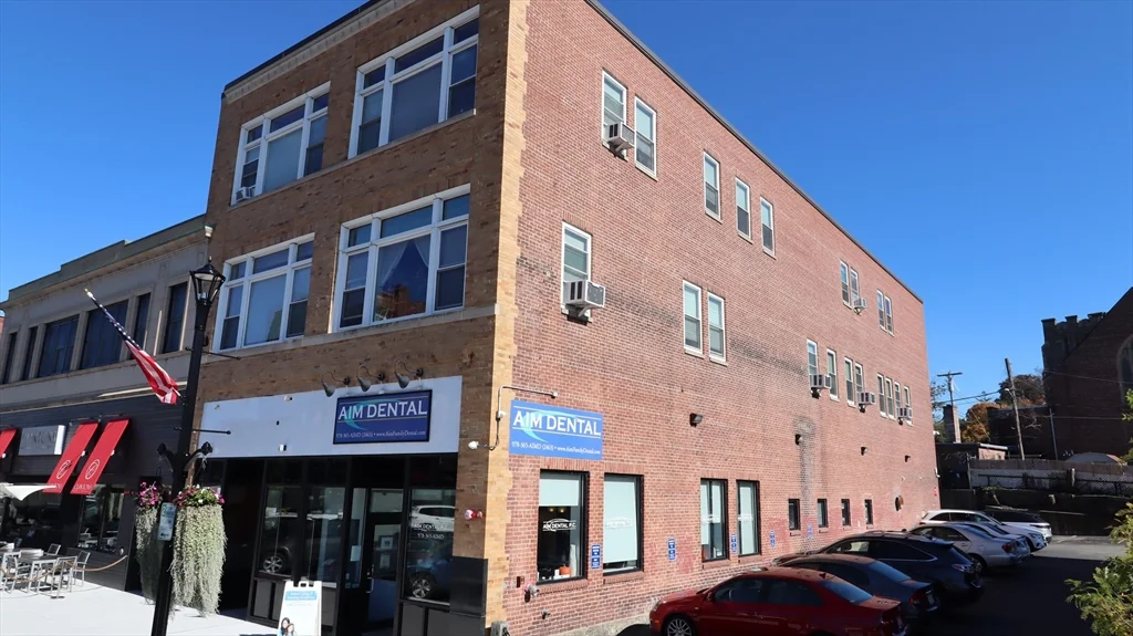 25 High St, Clinton