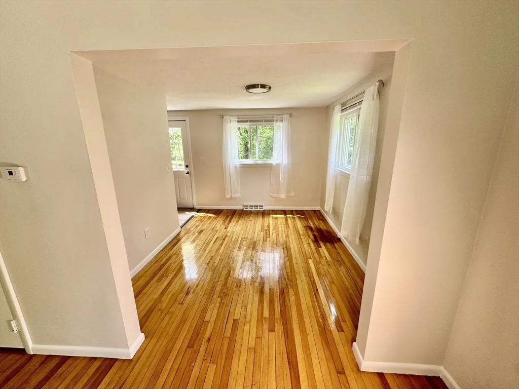 114 Central St, Acton