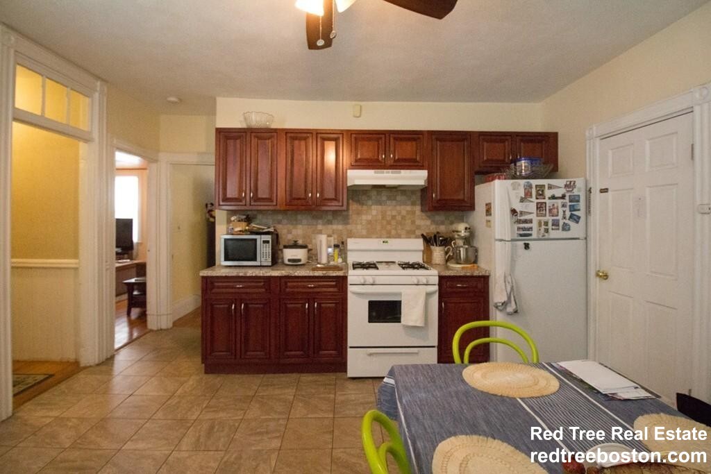 234 Cypress St, Brookline