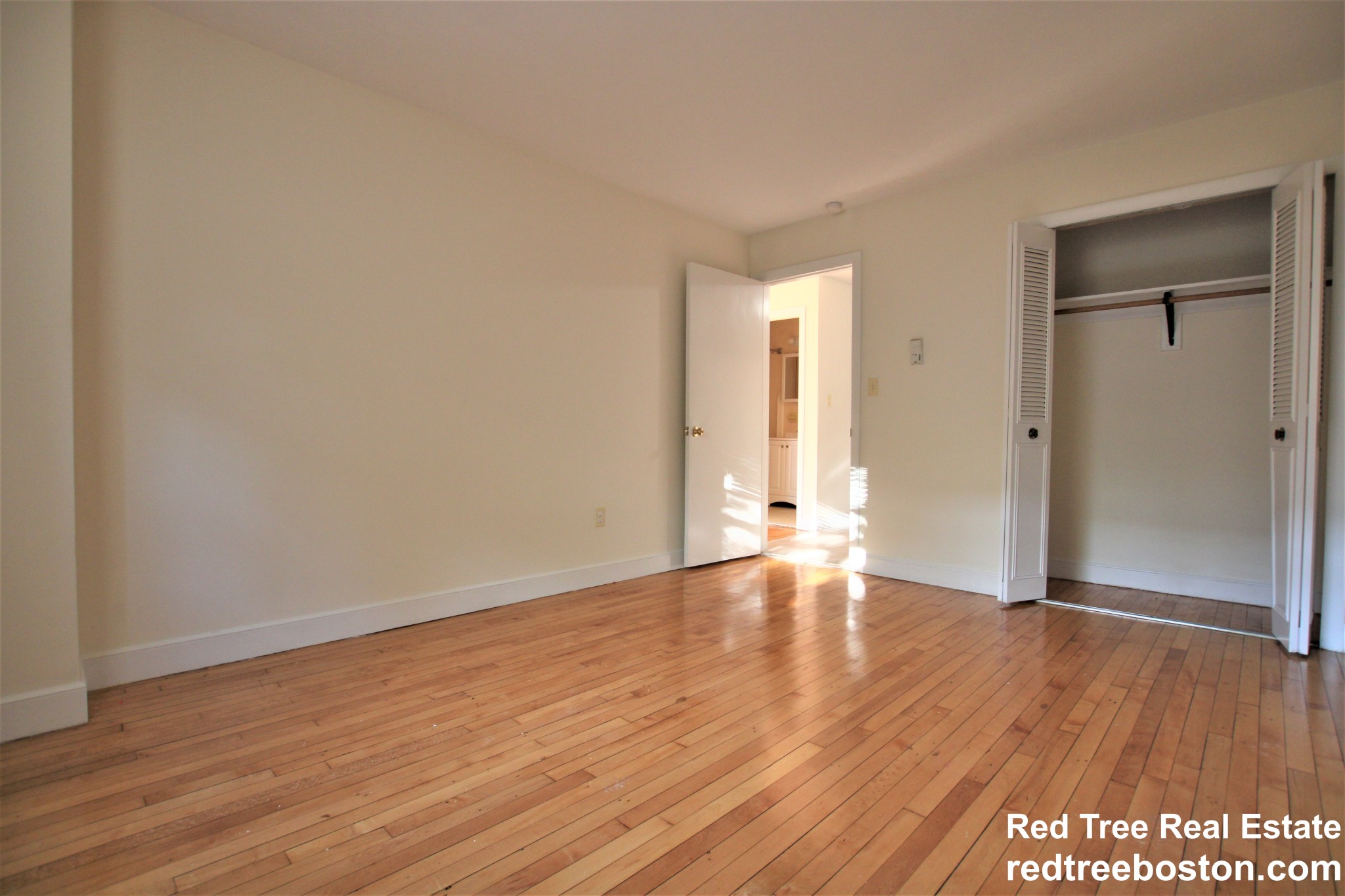 10 Armington St, Allston