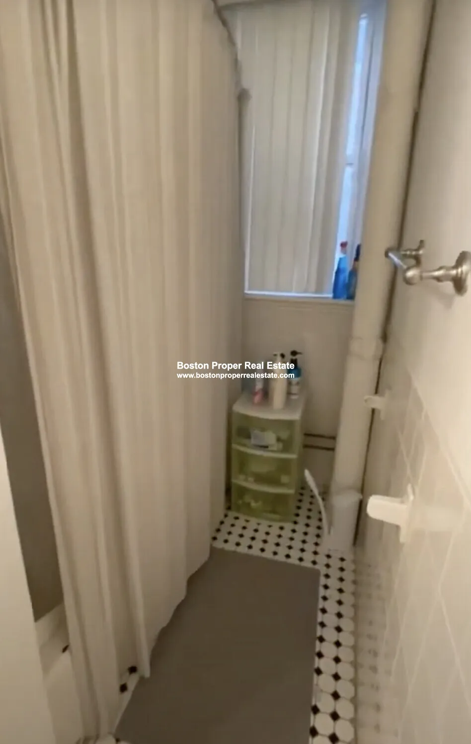 26 Hemenway St, Fenway