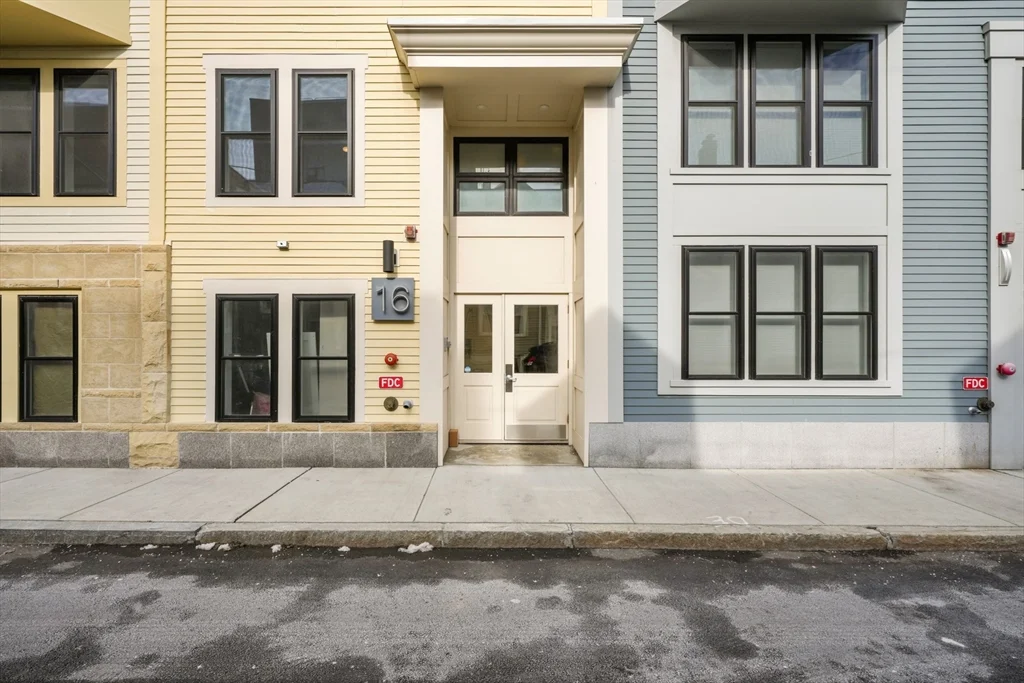 16 Haynes St, East Boston