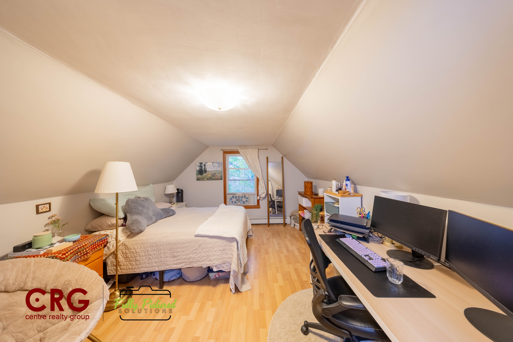 11 Beecher Ter, Thompsonville