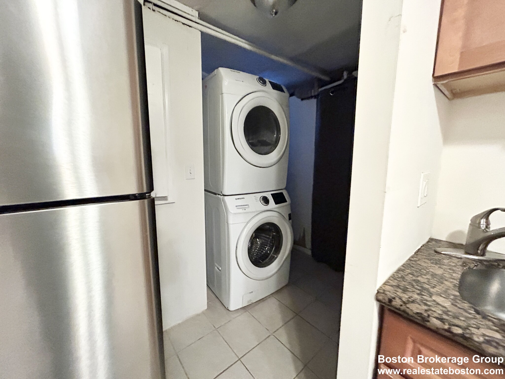 81 Windsor St, Roxbury