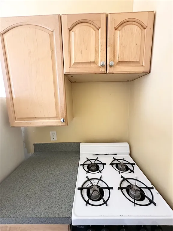 95 Summer St, Winnekenni Park