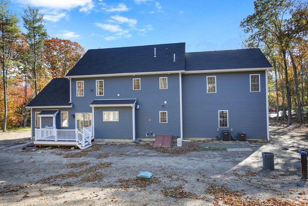 18 Kondazian St, Watertown