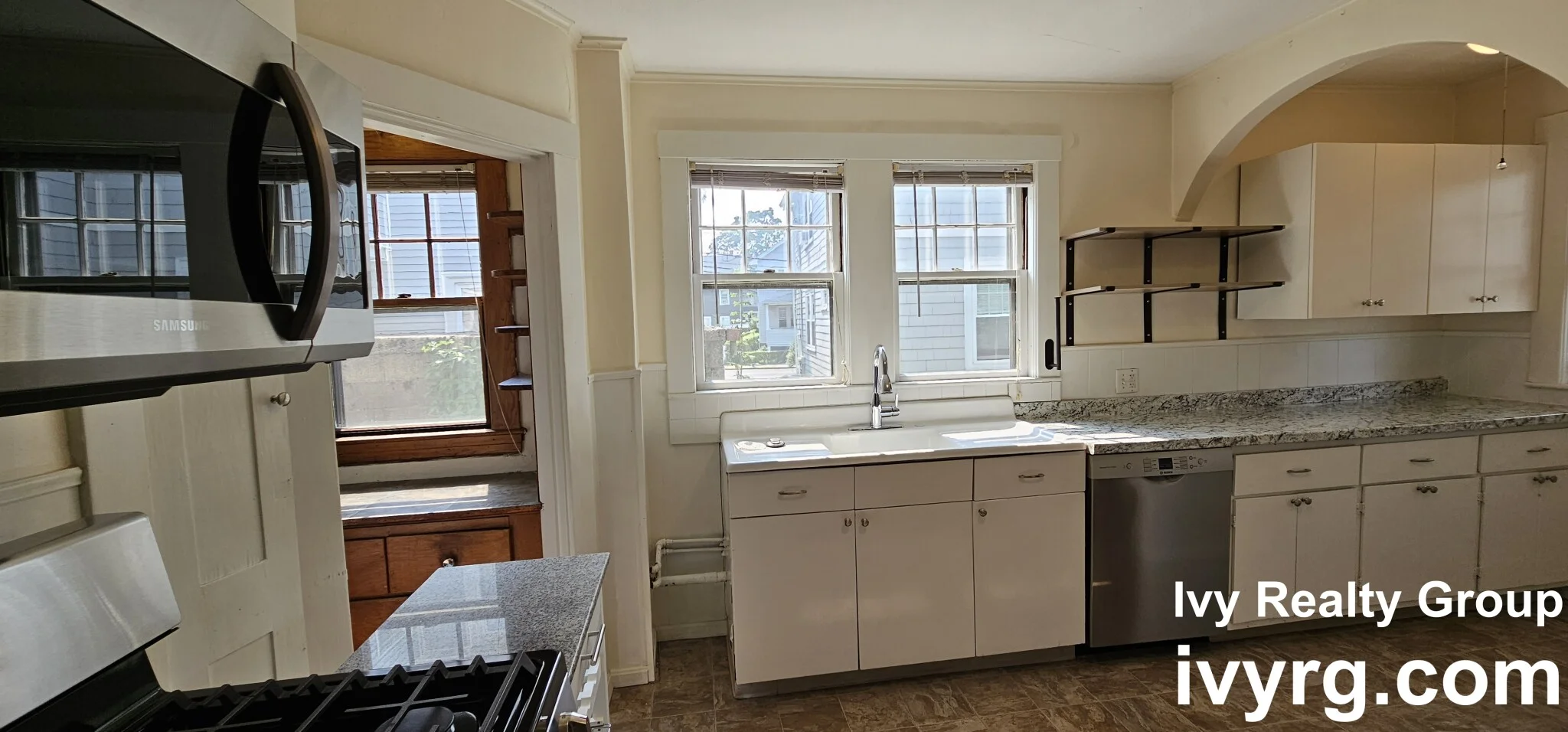 28 Rawson Rd, Arlington