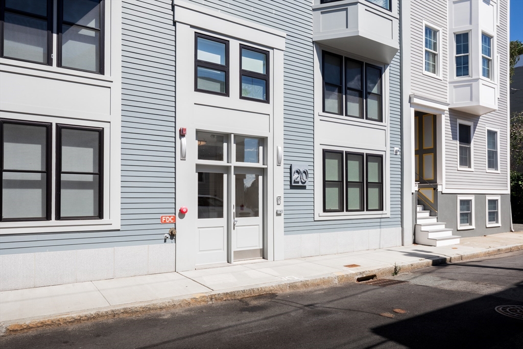 20 Haynes St, East Boston