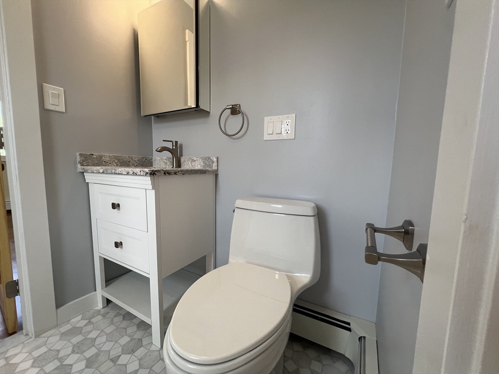 79 Walnut St, Belmont