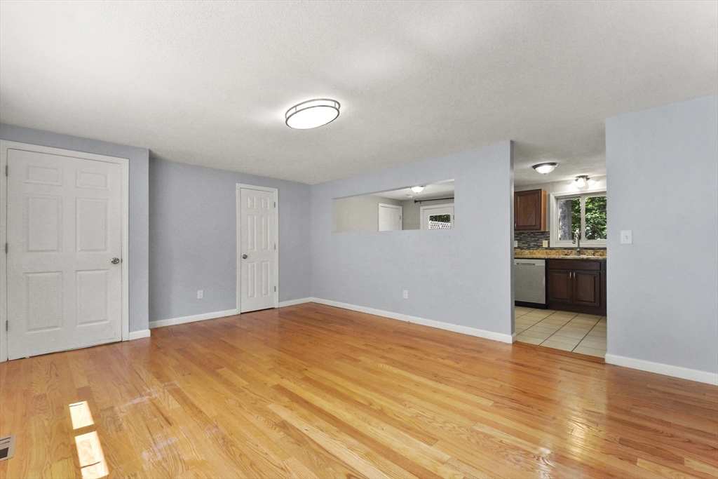 10 Lawndale Rd, Mansfield