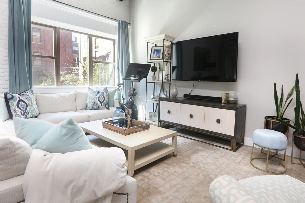 15 Sleeper, Seaport District