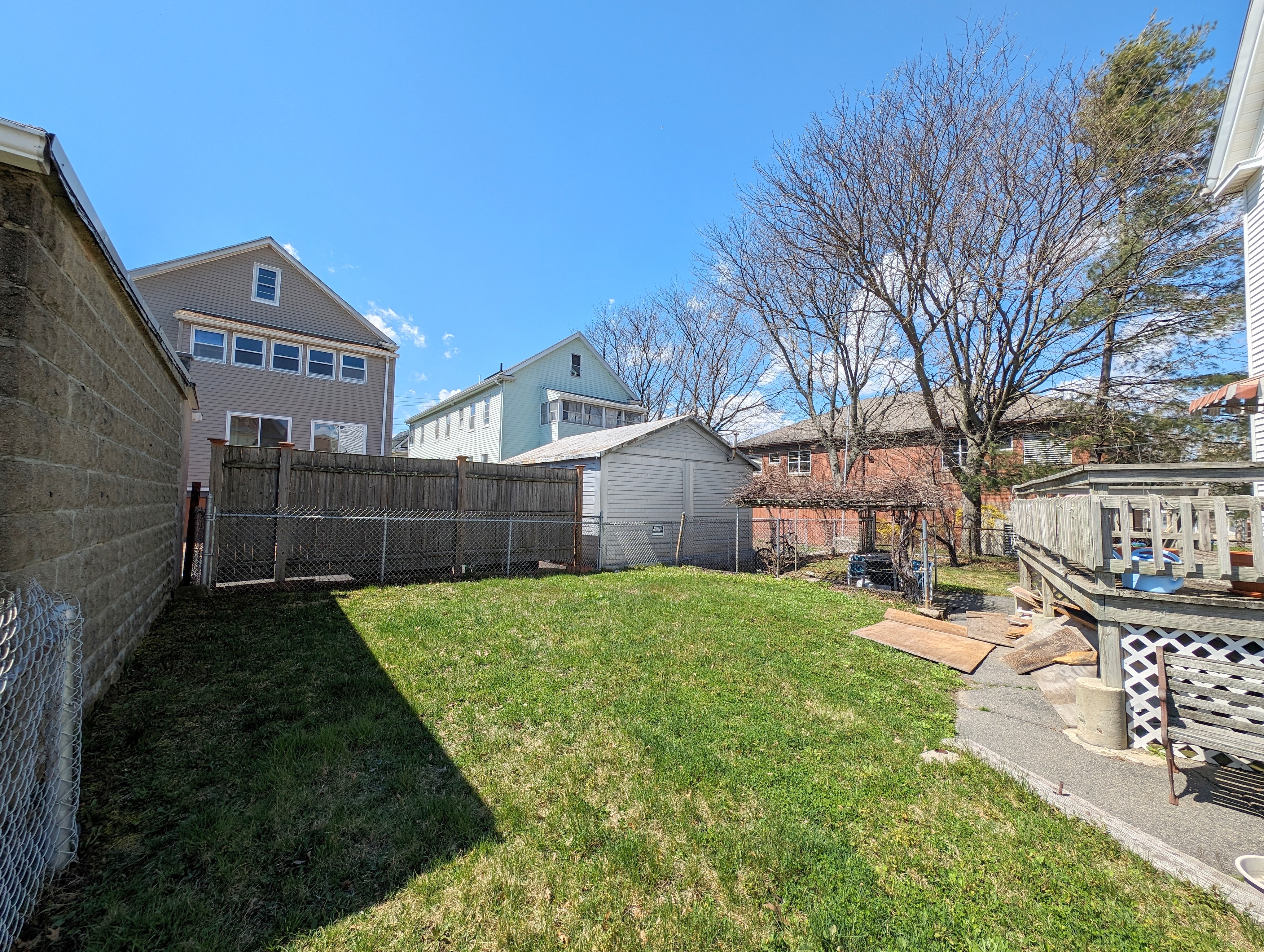 489 Main St, South Medford