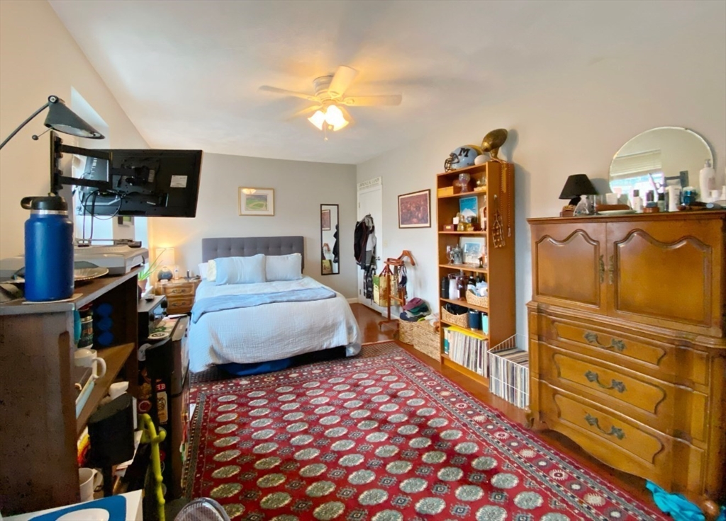 149 Cottage, East Boston